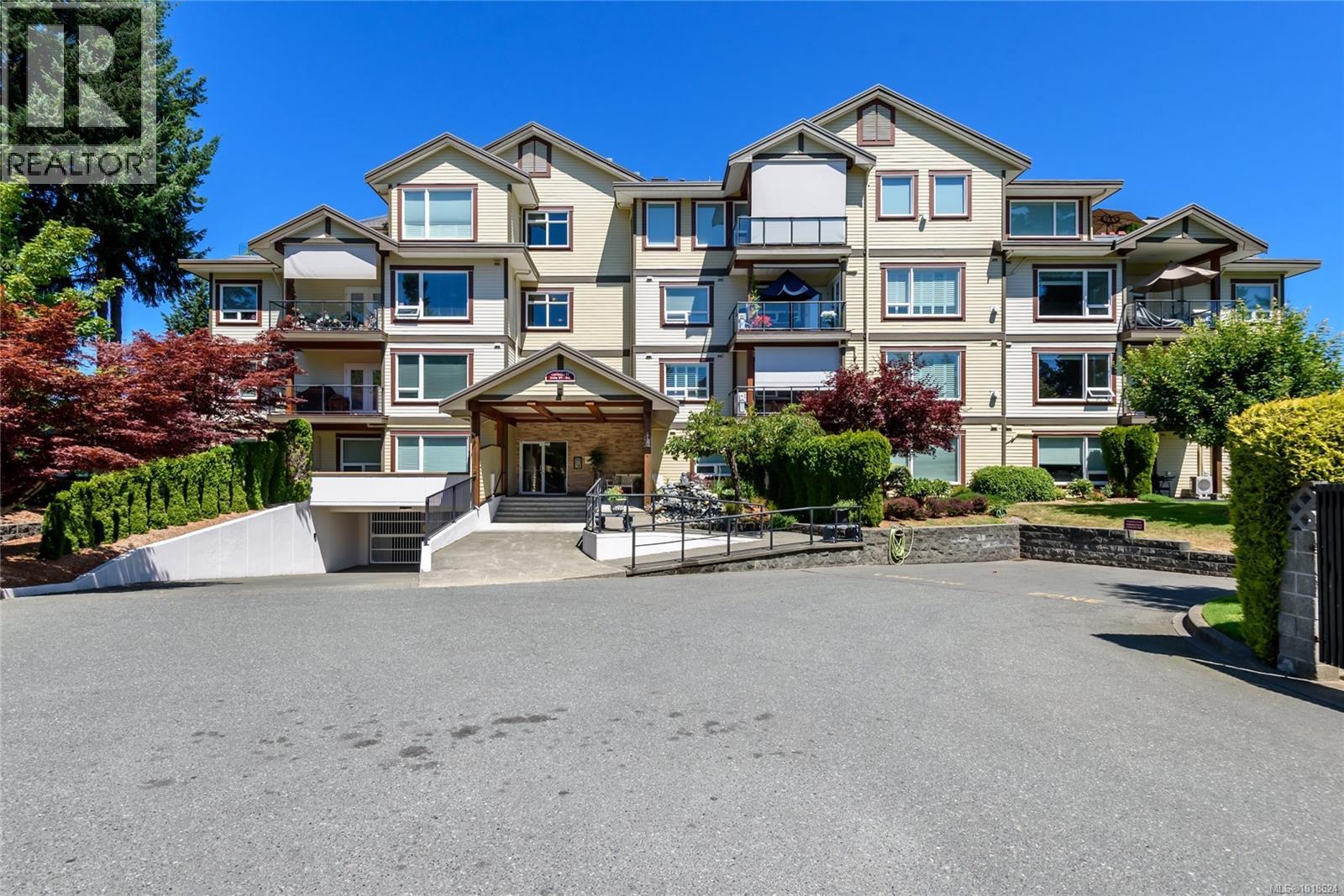 3666 Royal Vista Way, Courtenay - Exteriors - Full Complex View - Photo 6