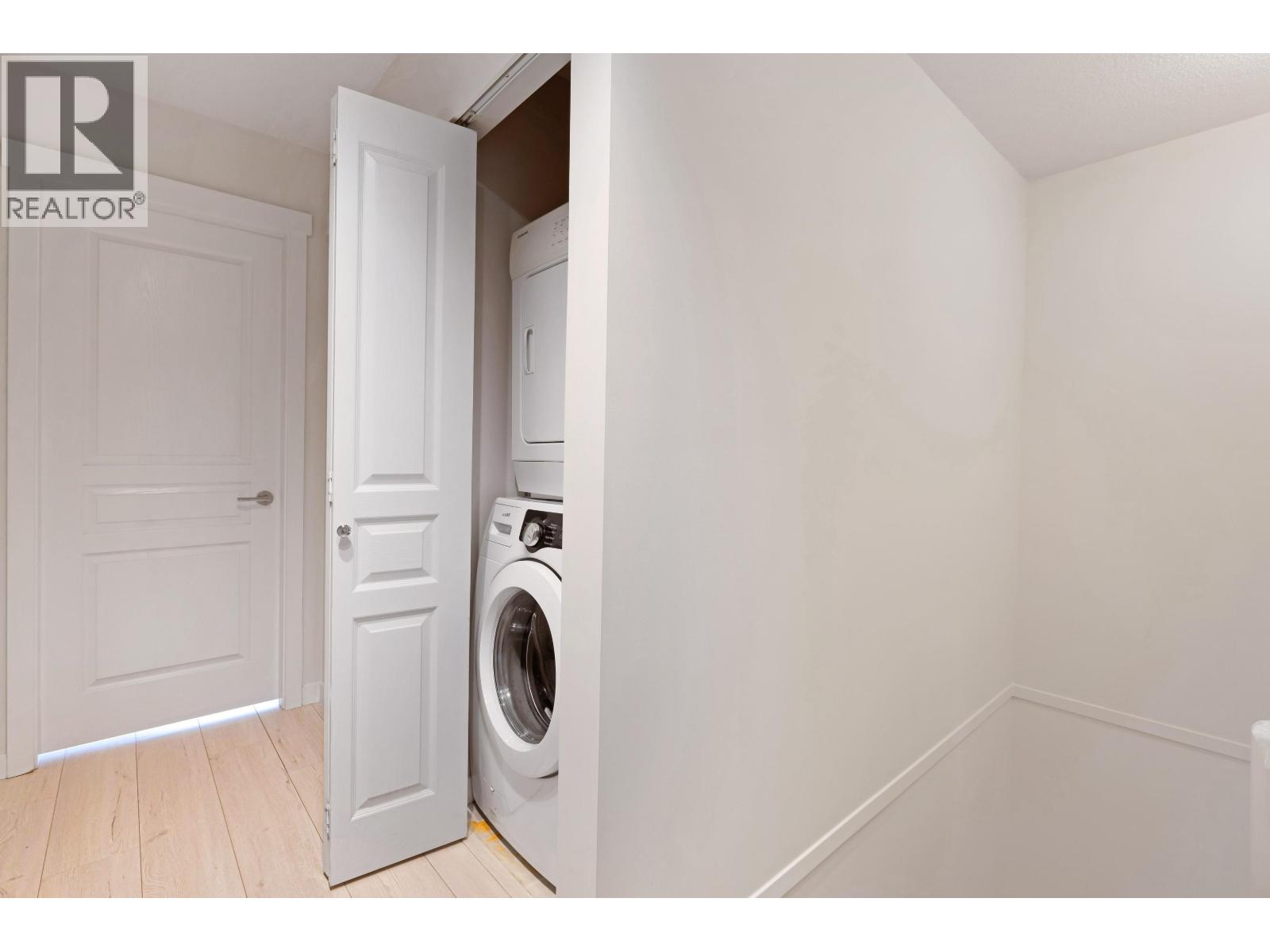 75 9566 TOMICKI AVENUE, Richmond