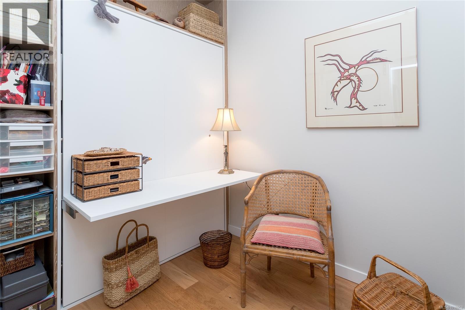 203 1201 Fort Street, Victoria