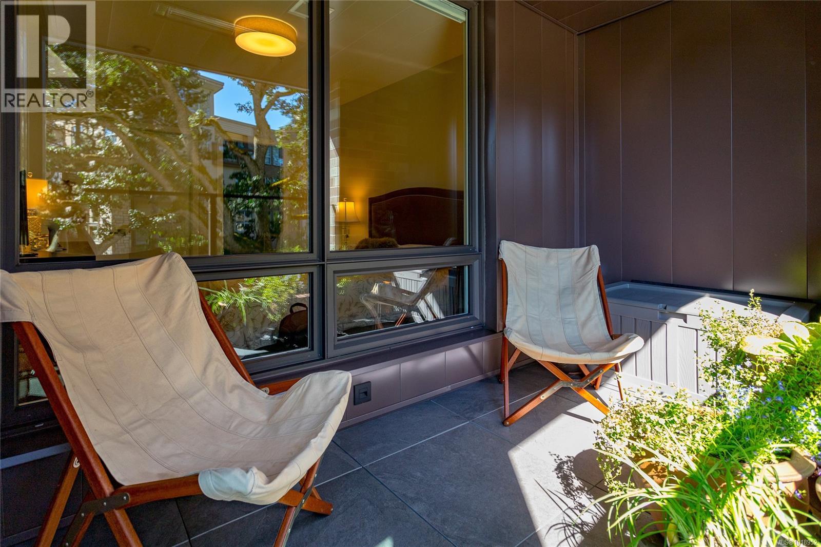 203 1201 Fort Street, Victoria