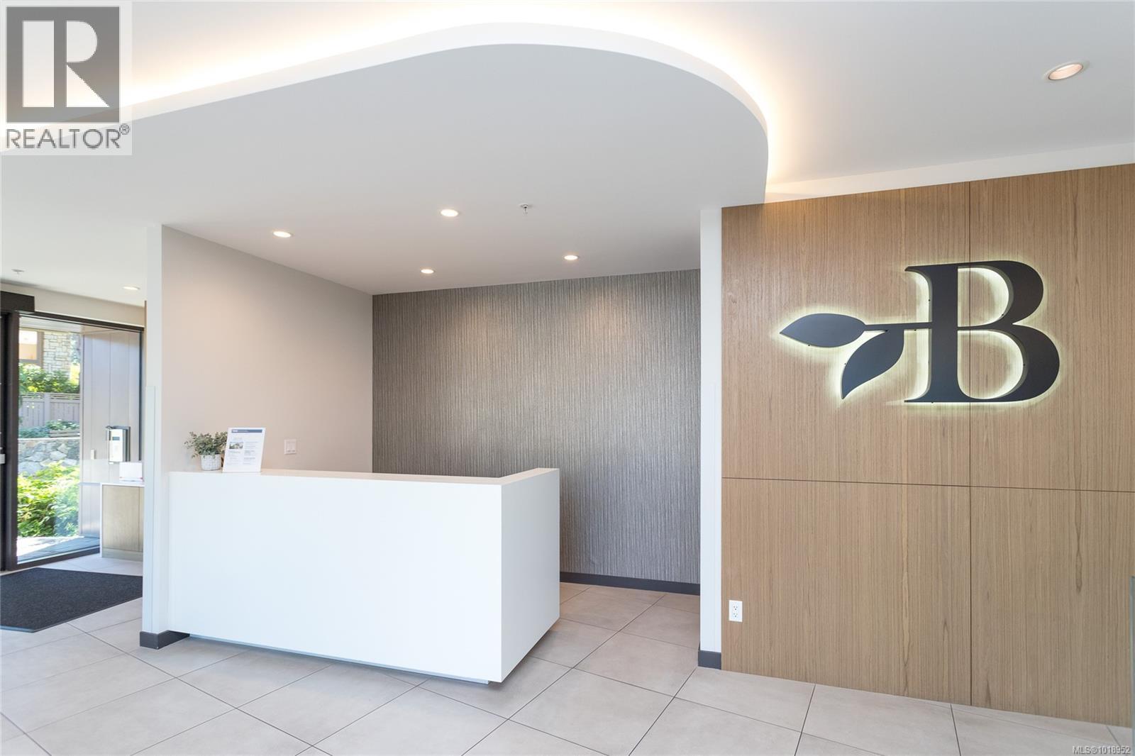 203 1201 Fort Street, Victoria