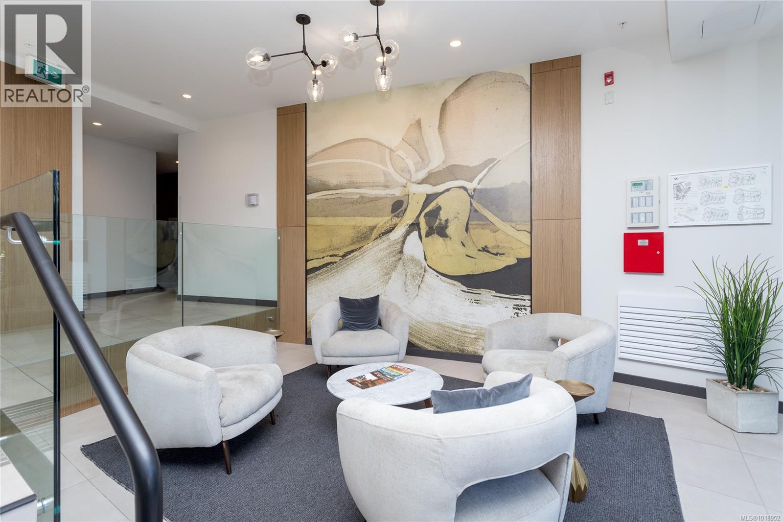 203 1201 Fort Street, Victoria