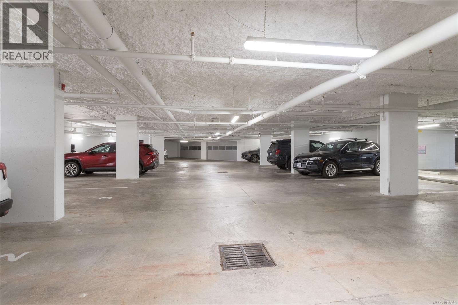 203 1201 Fort Street, Victoria