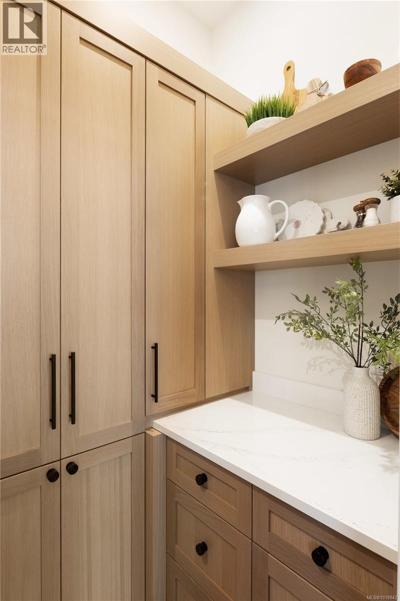  3080 Beachfront Crescent, Mill Bay