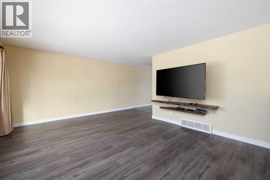 106 Hilltop Crescent, Fort McMurray