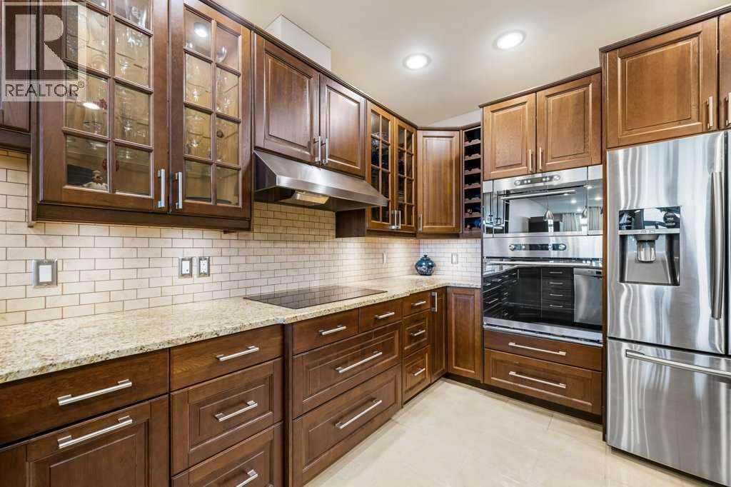 Single Family House for Sale in    Avenue NW Crescent Heights Calgary 