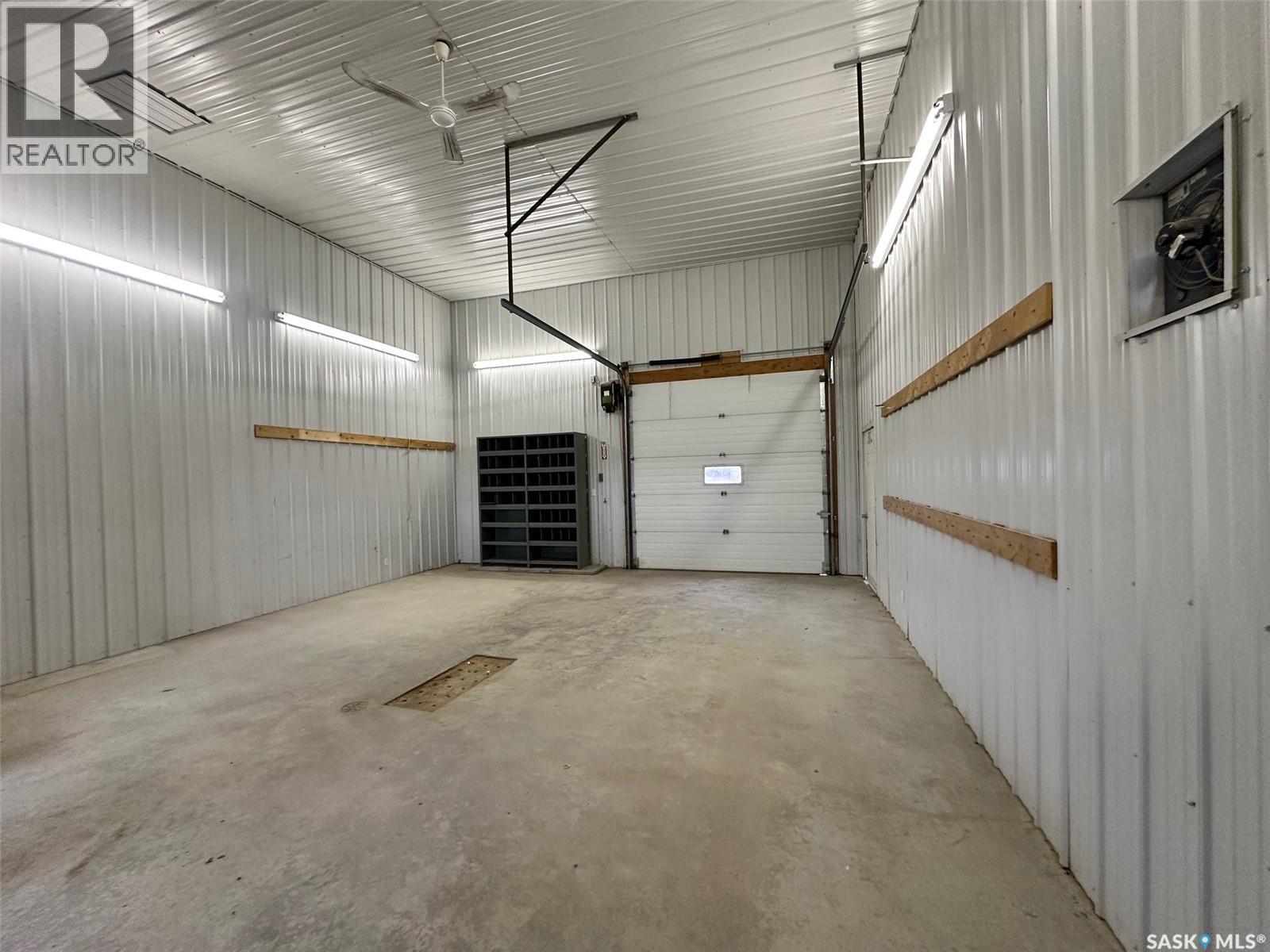 460 Highway - photo 2