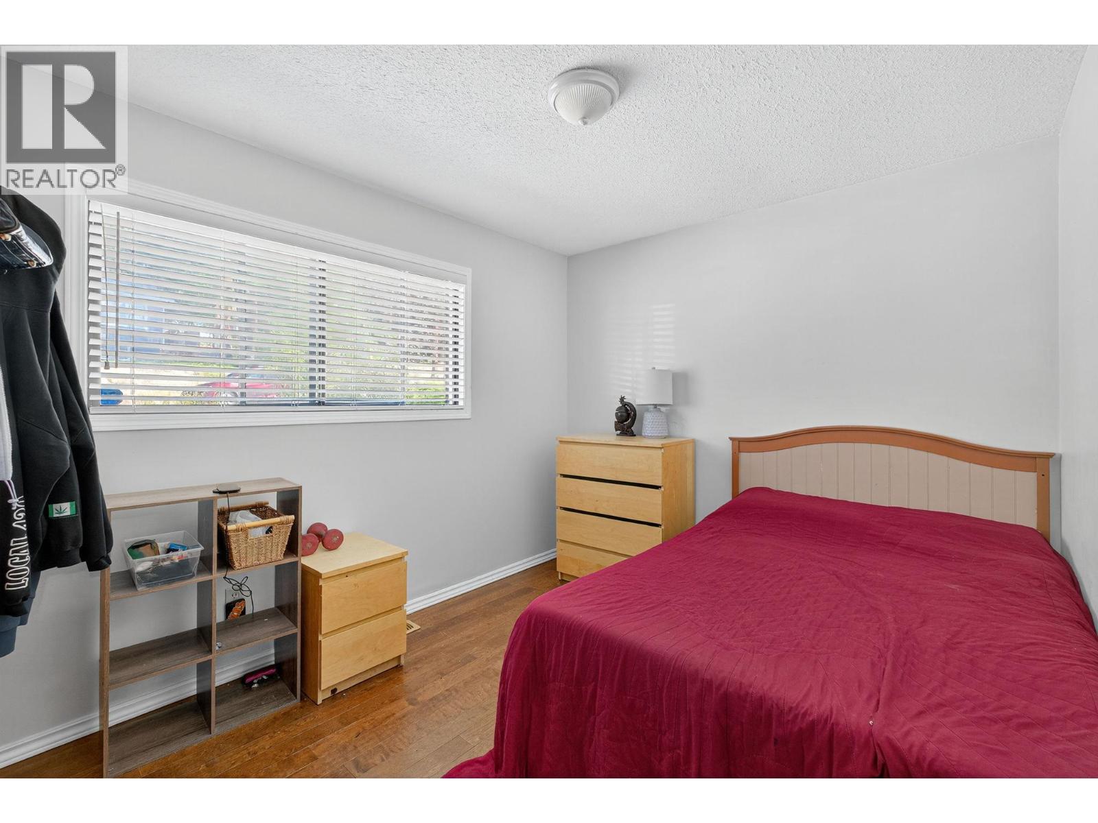  4105 3rd Avenue, Peachland