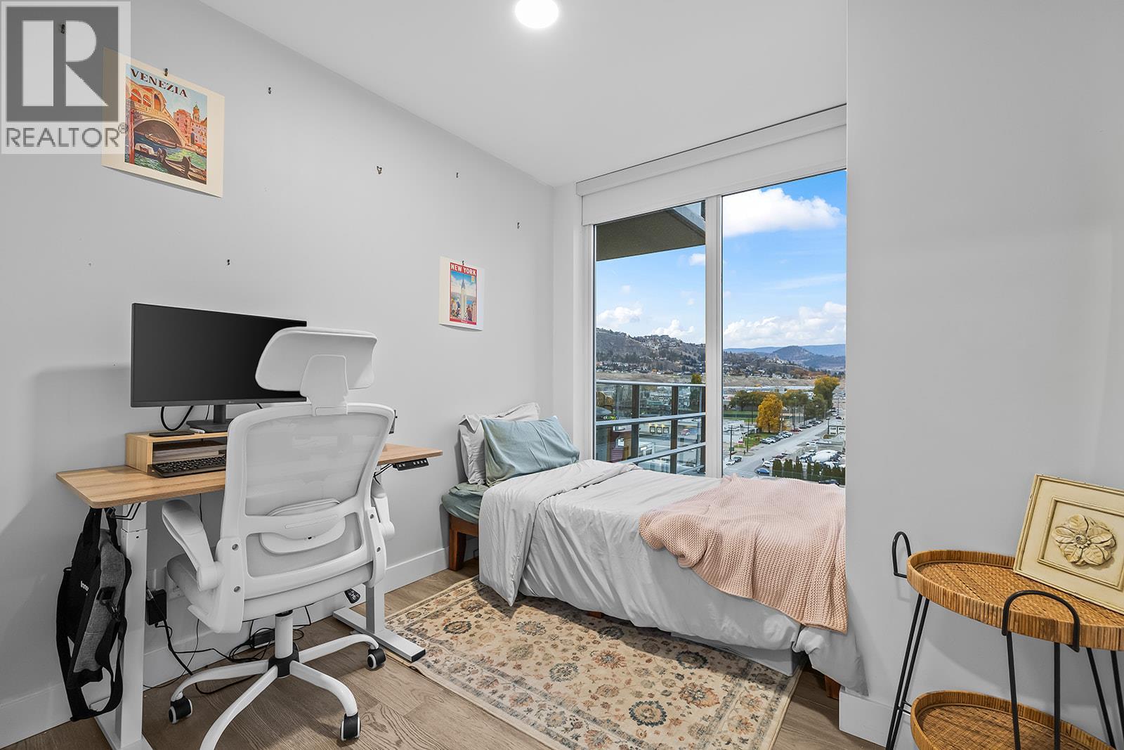 905 1151 Sunset Drive, Kelowna