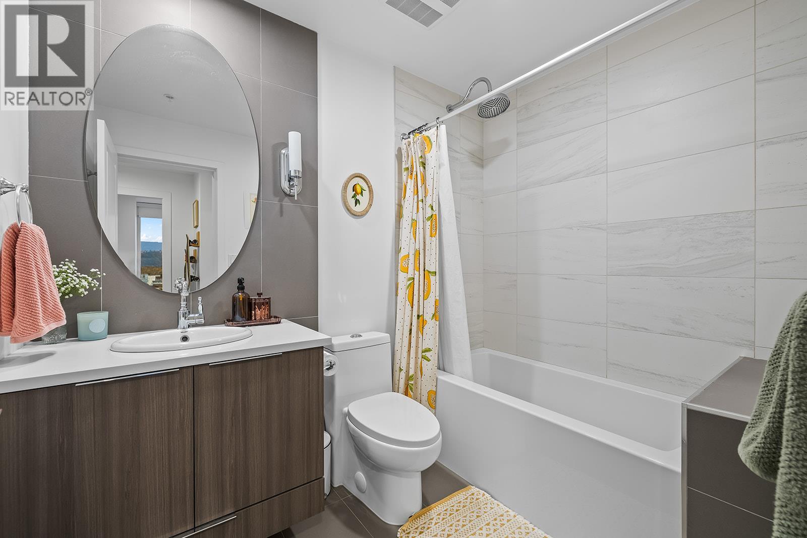 905 1151 Sunset Drive, Kelowna