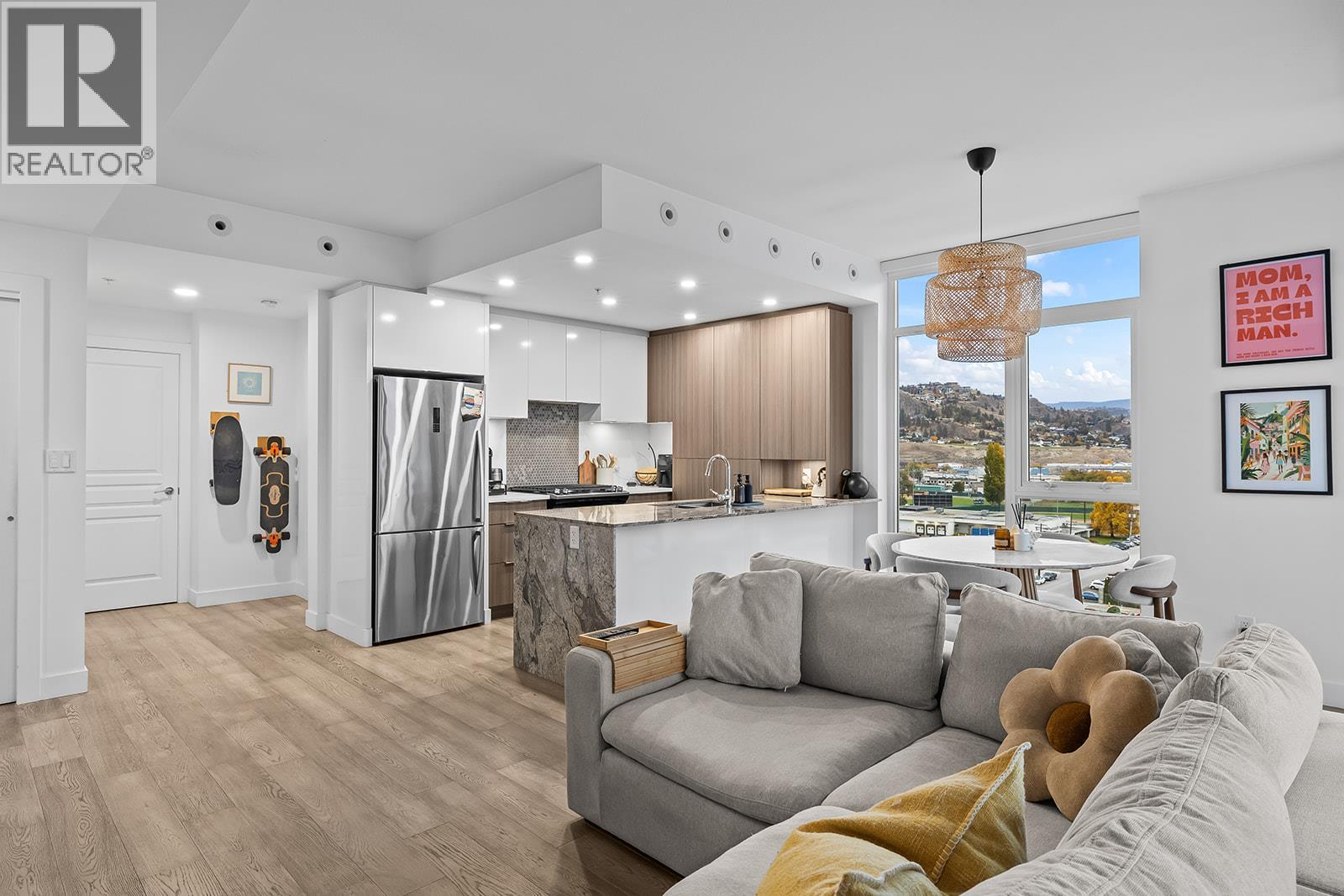 905 1151 Sunset Drive, Kelowna