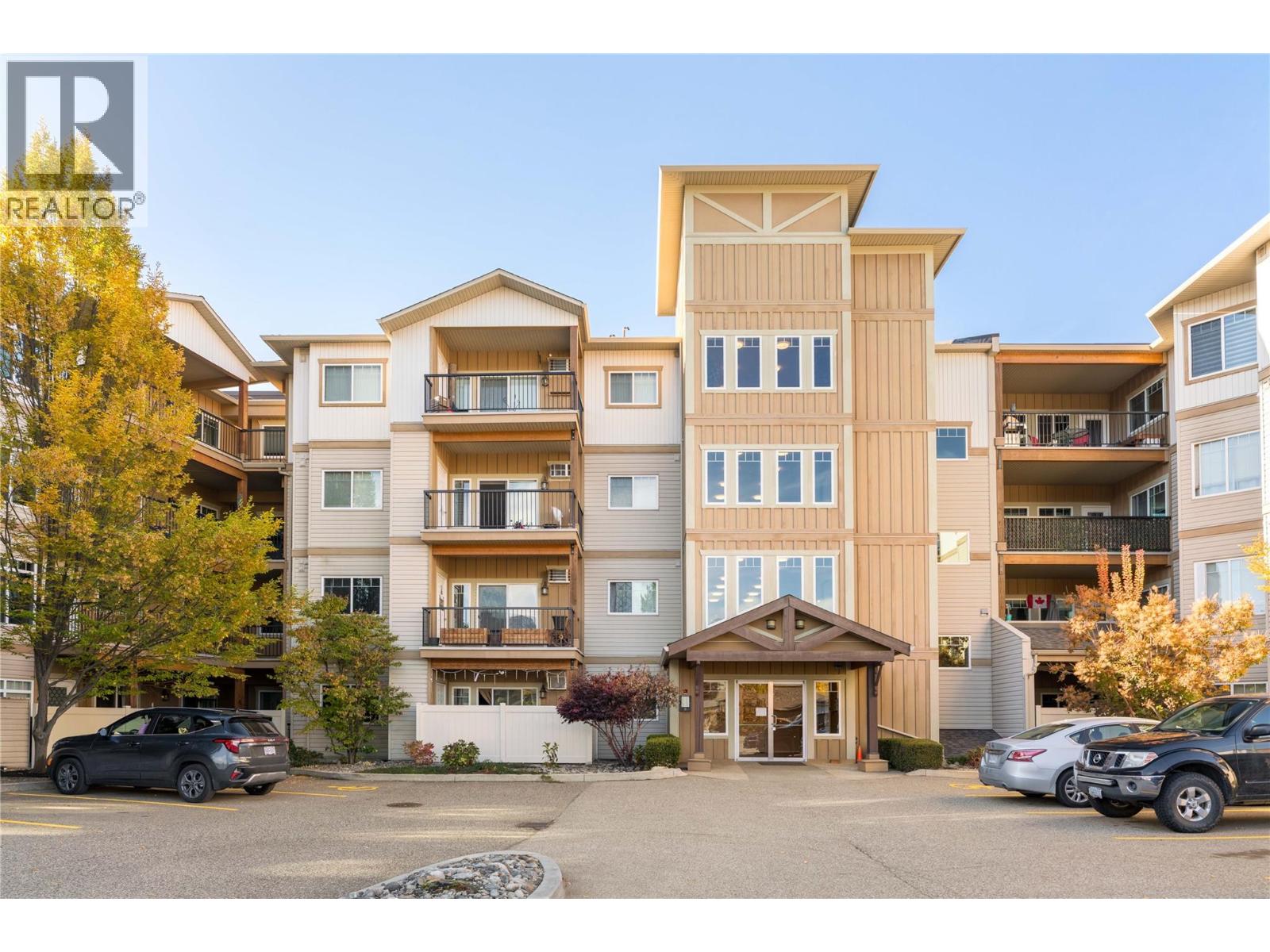 206 250 Hollywood Road South, Kelowna