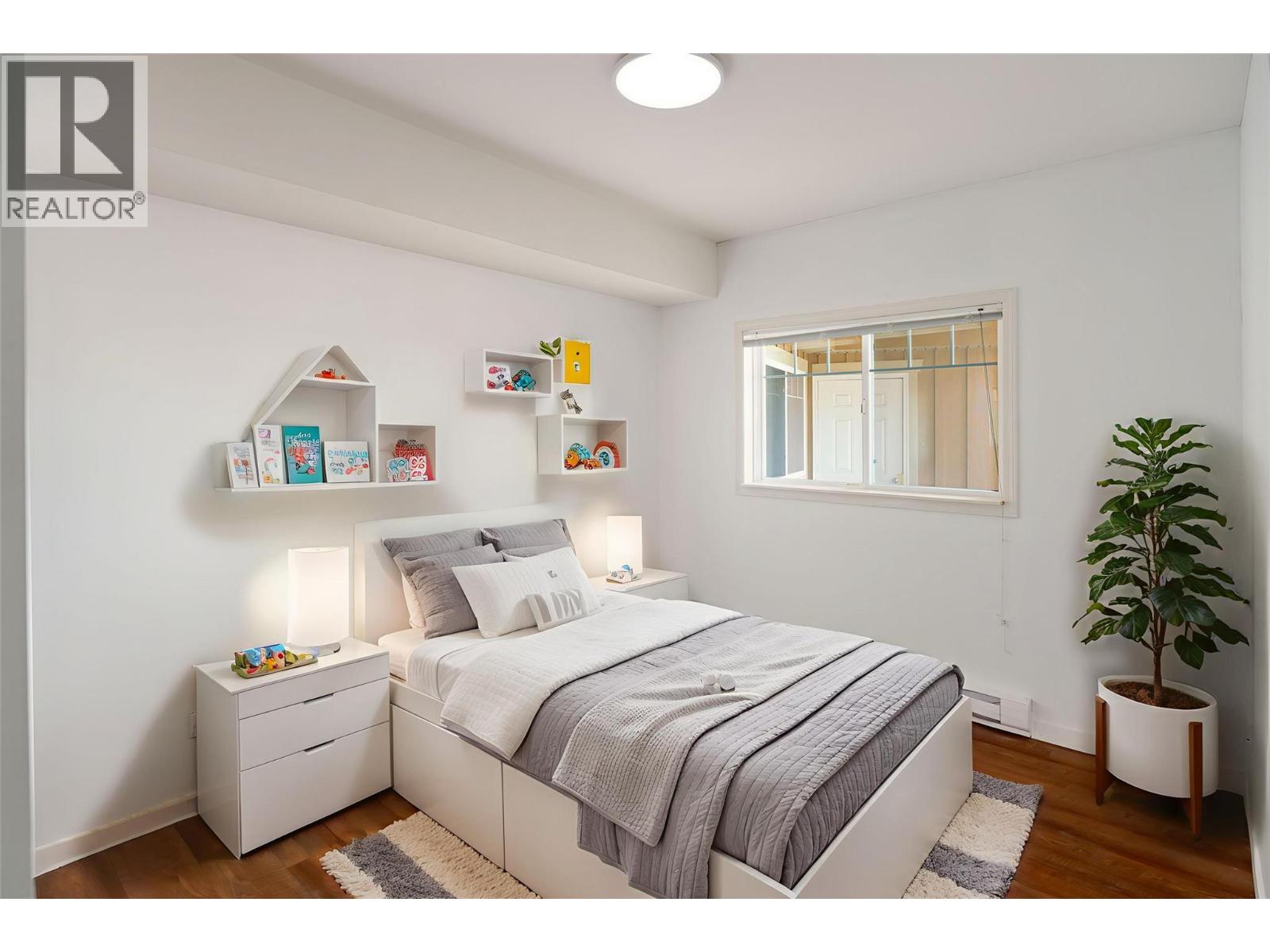 206 250 Hollywood Road South, Kelowna