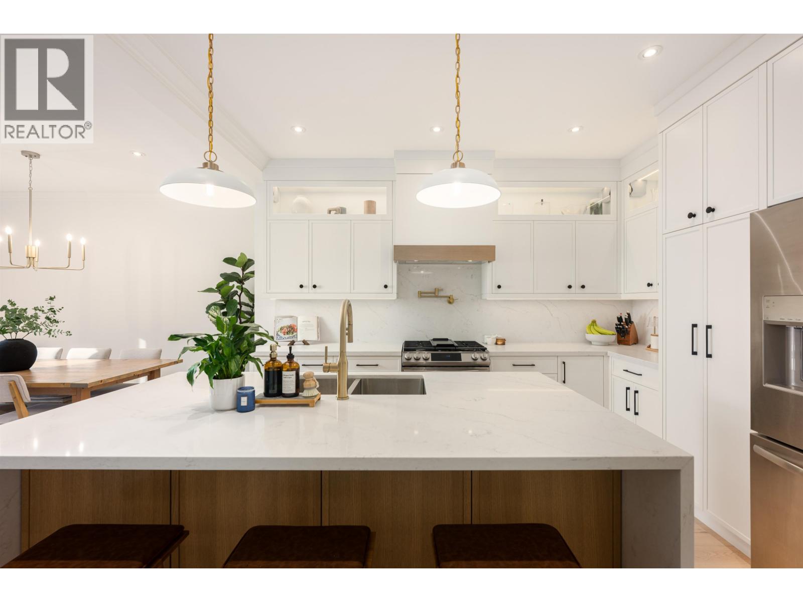 3382 MASON AVENUE, Coquitlam