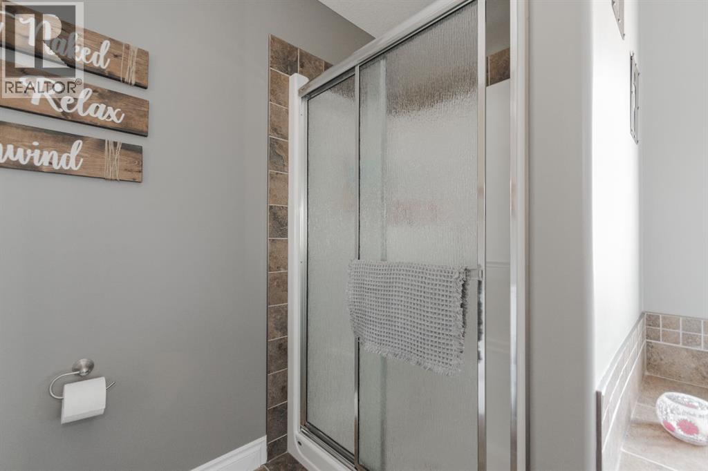 135 Crane Place, Fort McMurray