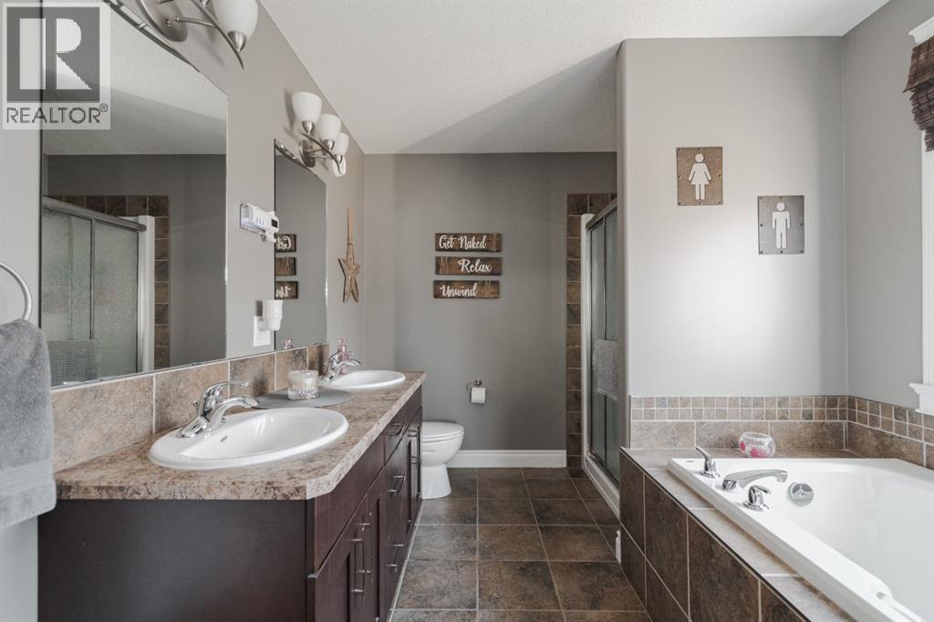 135 Crane Place, Fort McMurray