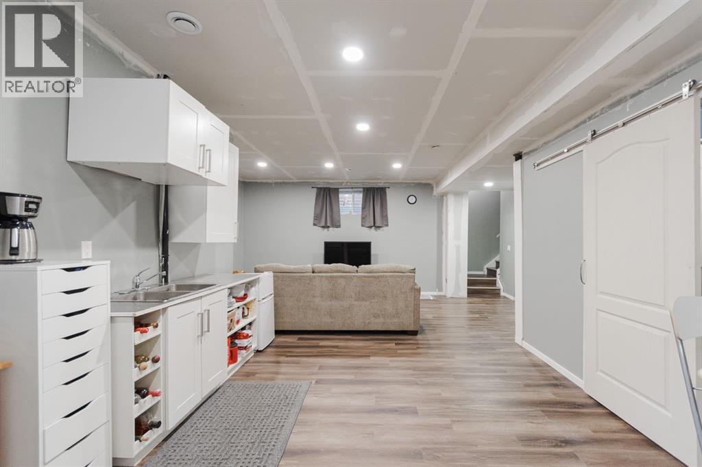 135 Crane Place, Fort McMurray