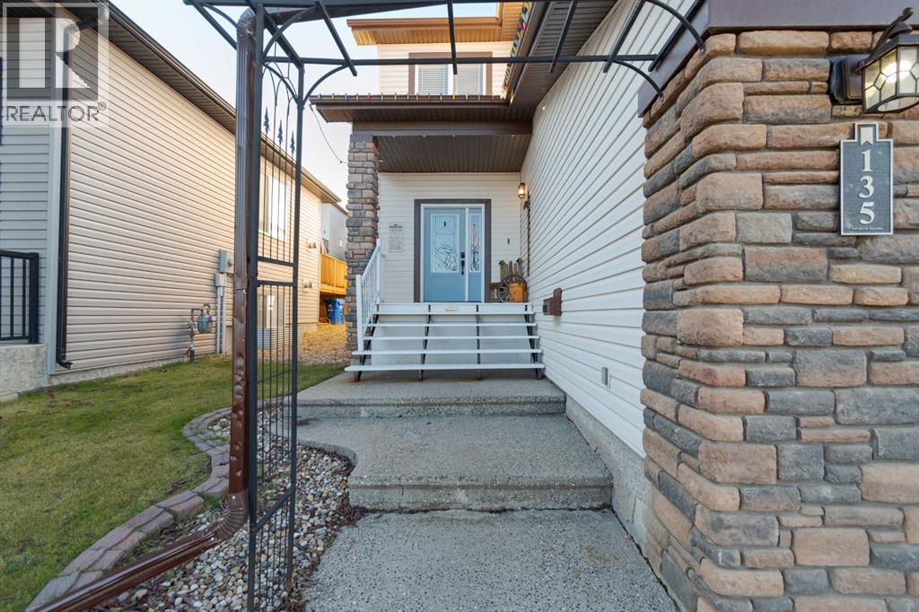 135 Crane Place, Fort McMurray