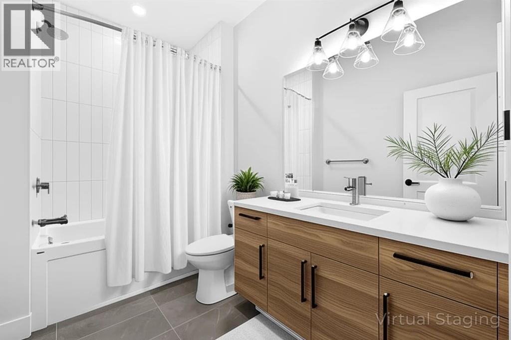  1154 Lone Pine Drive, Kelowna