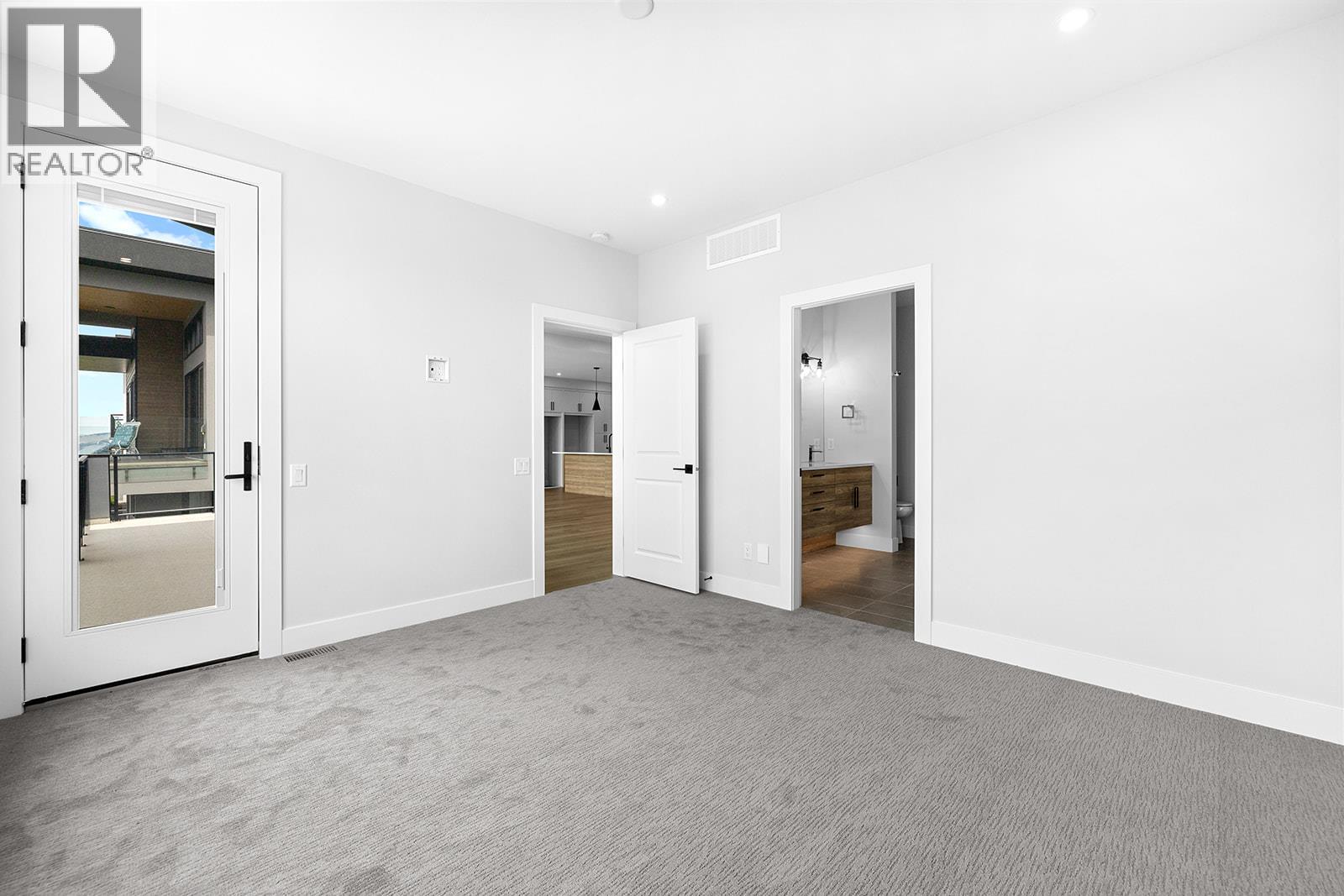  1154 Lone Pine Drive, Kelowna