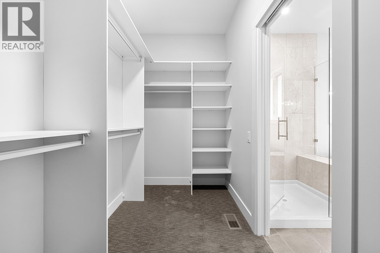  1154 Lone Pine Drive, Kelowna