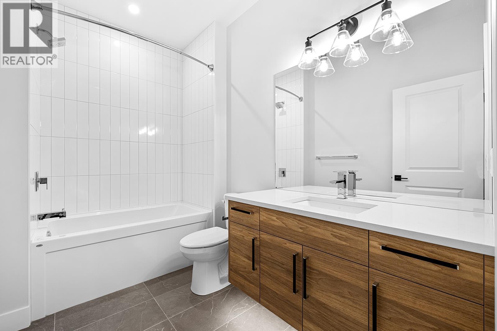  1154 Lone Pine Drive, Kelowna