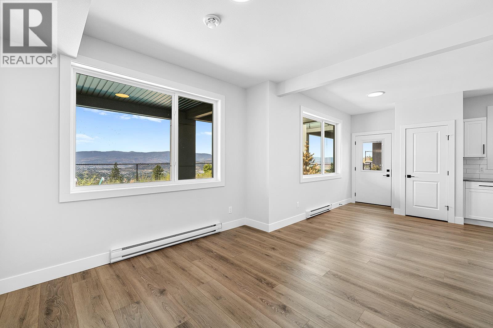  1154 Lone Pine Drive, Kelowna