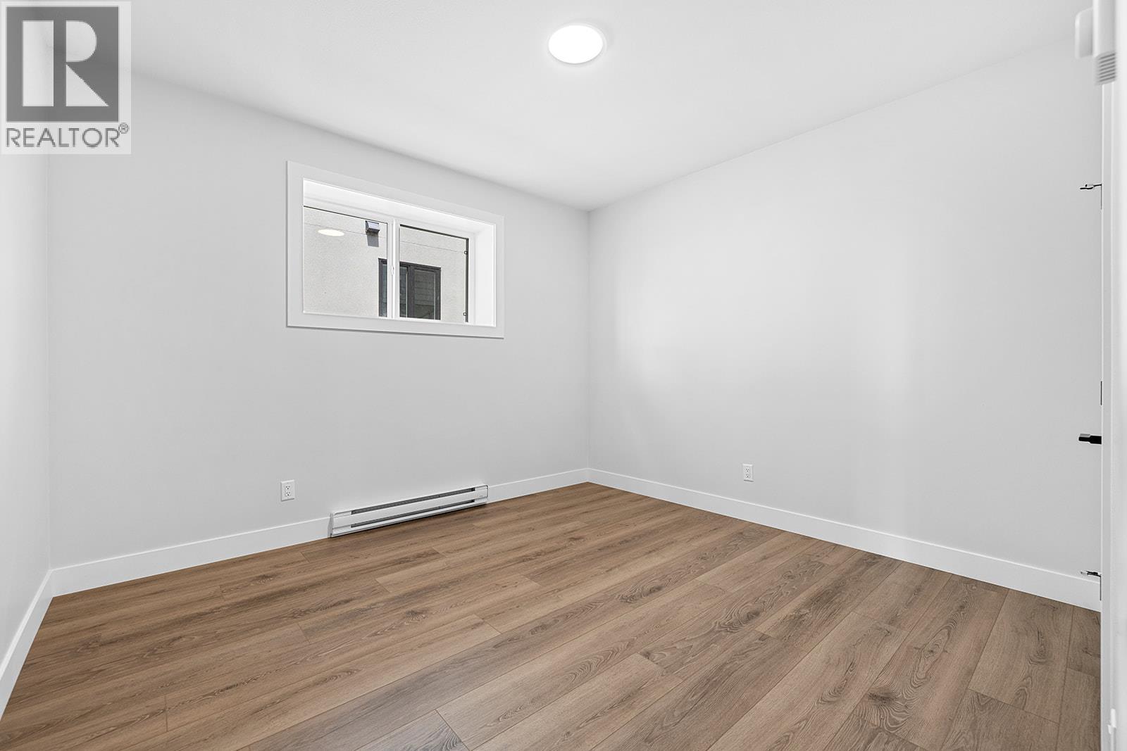  1154 Lone Pine Drive, Kelowna