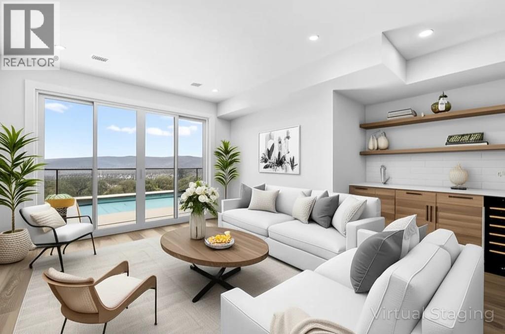  1154 Lone Pine Drive, Kelowna