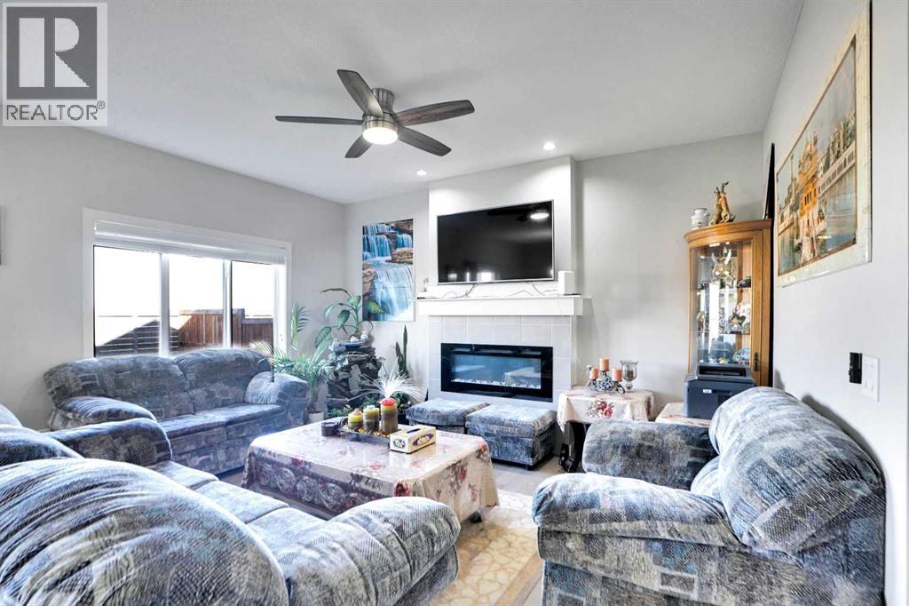 Single Family House for Sale in  Savanna Way NE Saddle Ridge Calgary 