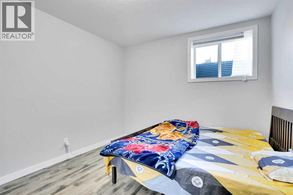 Single Family House for Sale in  Savanna Way NE Saddle Ridge Calgary 