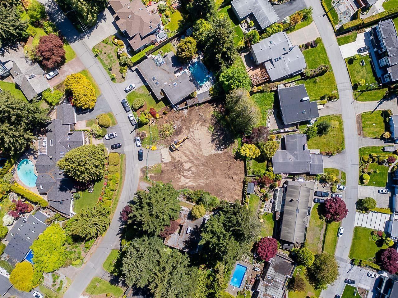 6571 LAMBERT Crescent - photo 2