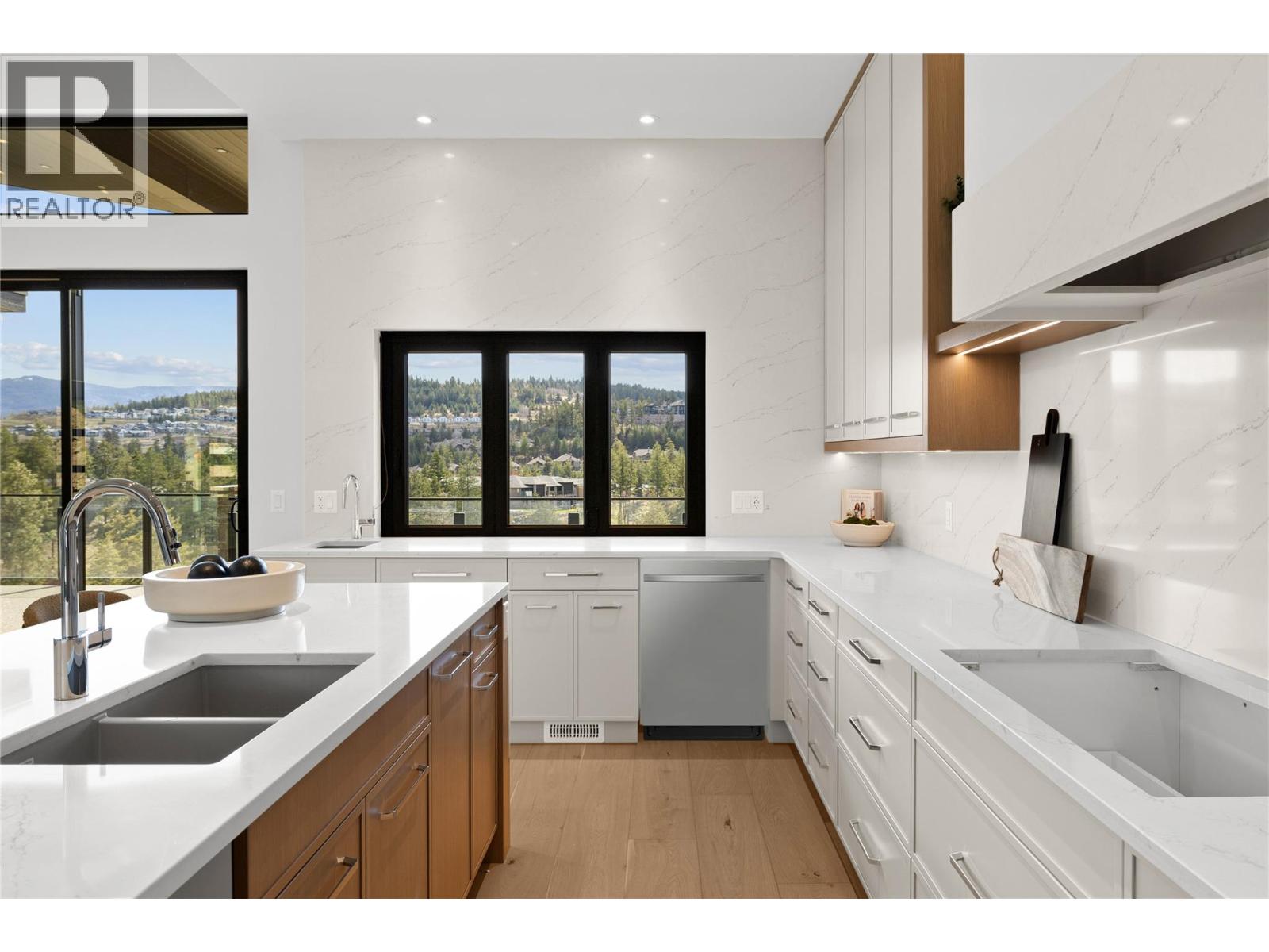  189 Wildsong Crescent, Vernon