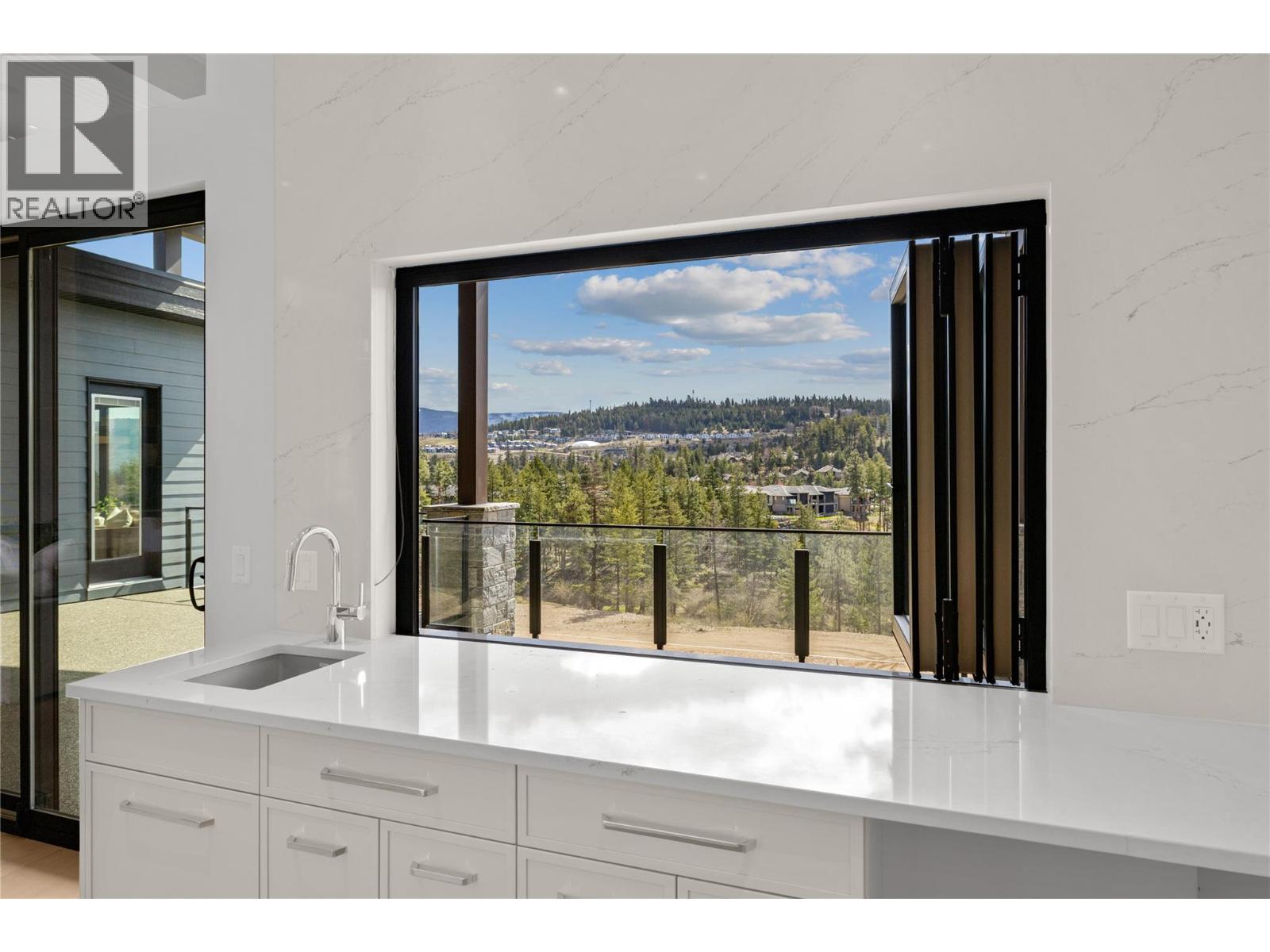  189 Wildsong Crescent, Vernon