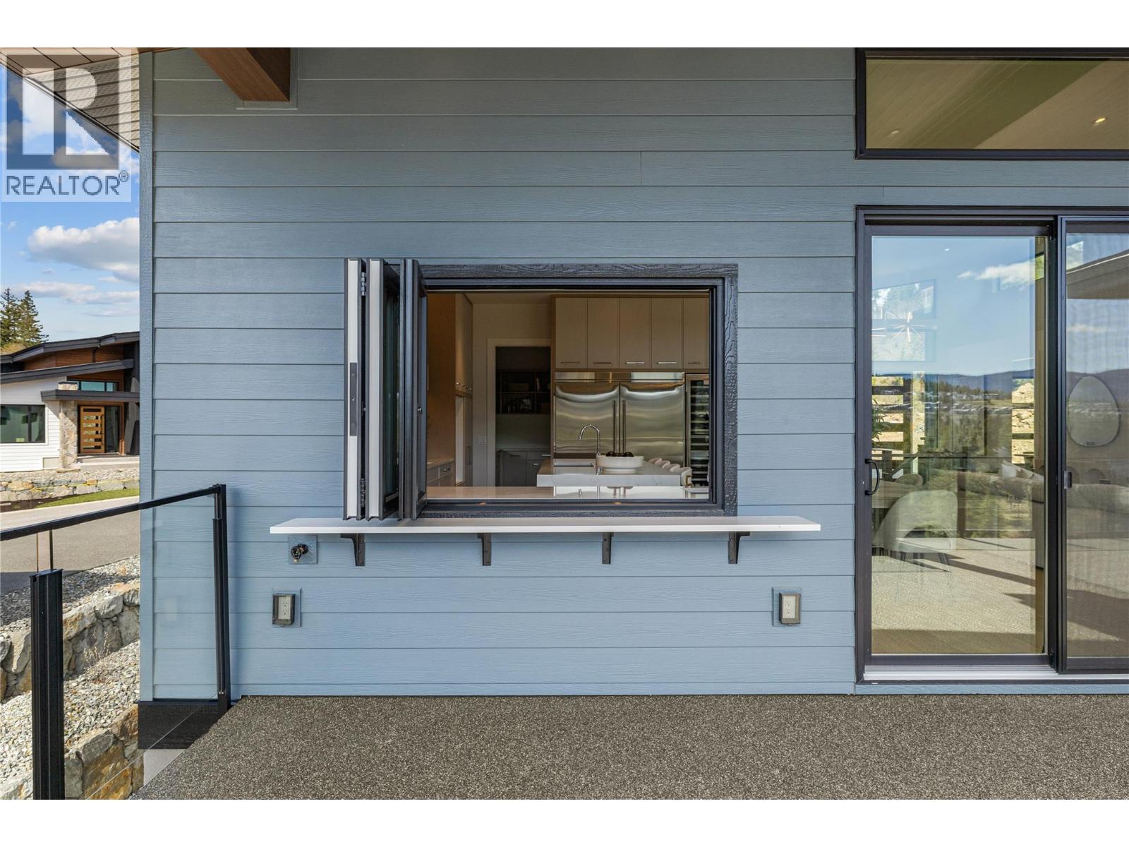  189 Wildsong Crescent, Vernon