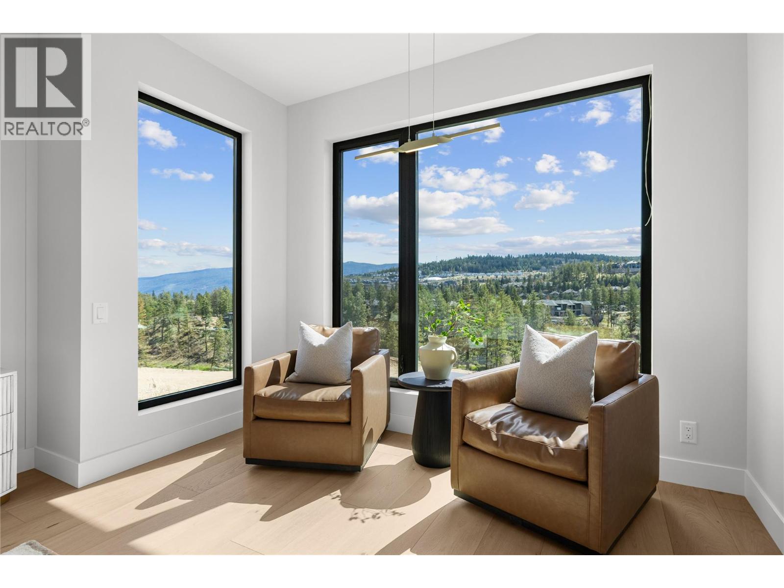  189 Wildsong Crescent, Vernon