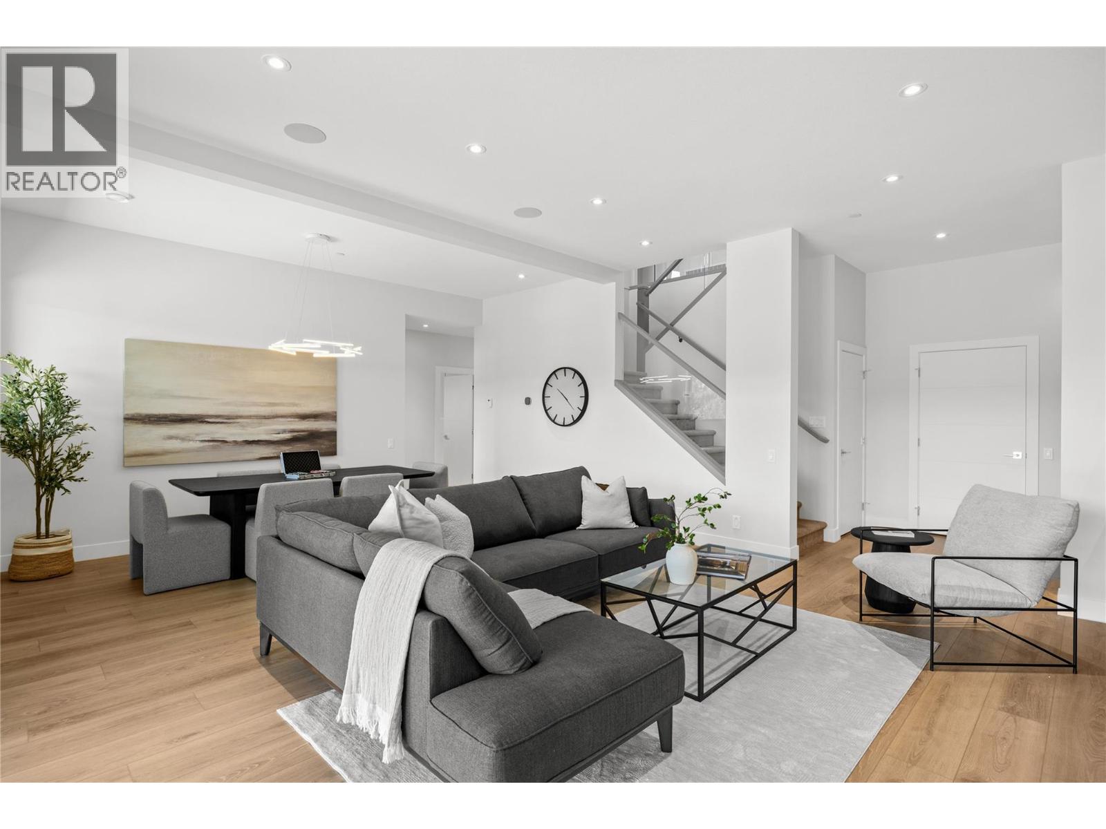  189 Wildsong Crescent, Vernon