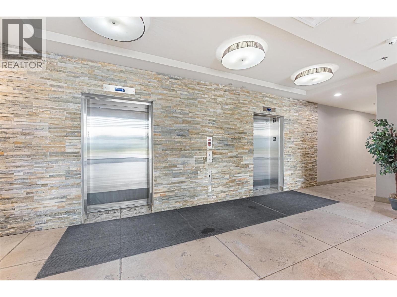 701 2040 Springfield Road, Kelowna