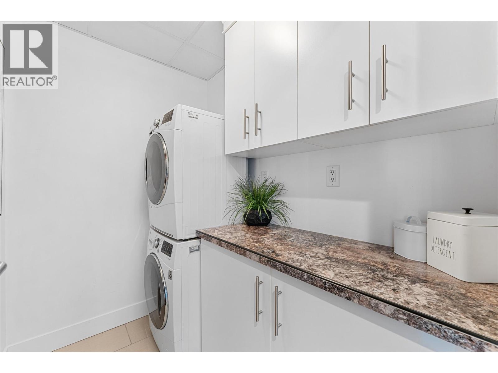 701 2040 Springfield Road, Kelowna