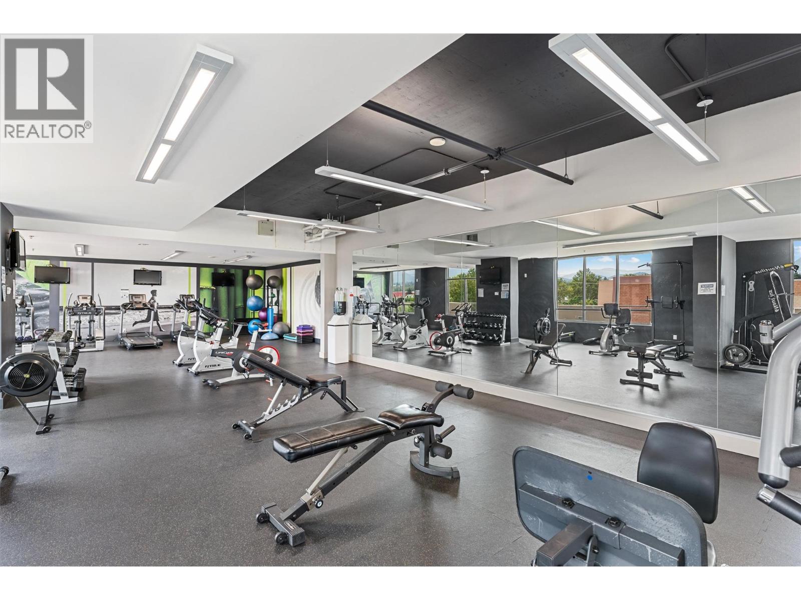 701 2040 Springfield Road, Kelowna