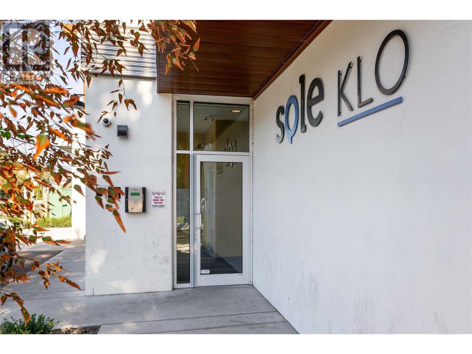 309 1083 KLO Road, Kelowna