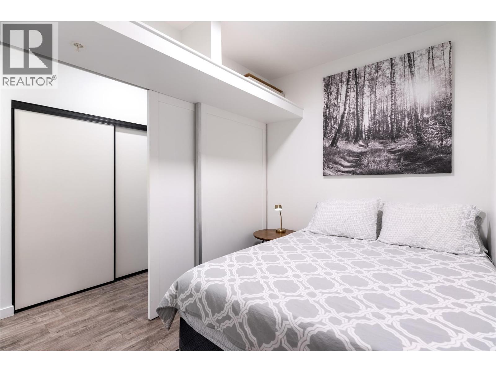 309 1083 KLO Road, Kelowna