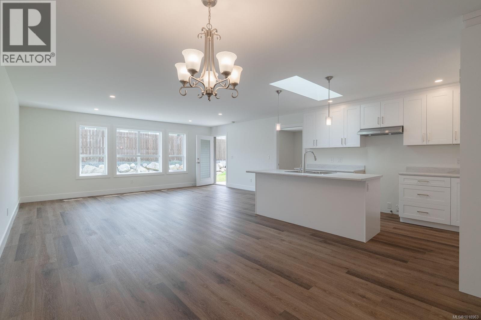 8 3774 12th Ave, Port Alberni