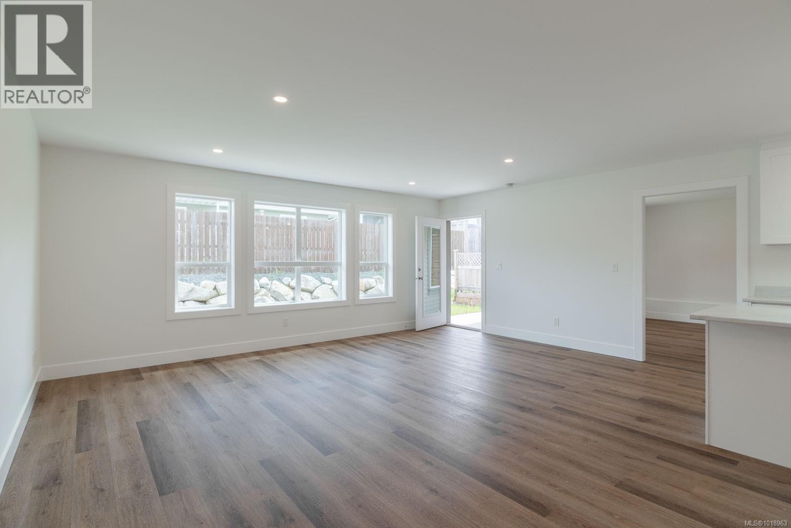 8 3774 12th Ave, Port Alberni