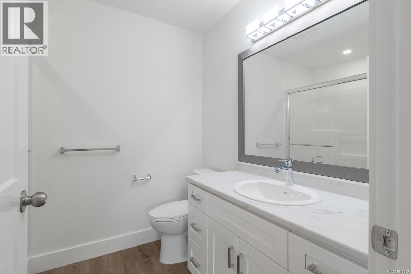 8 3774 12th Ave, Port Alberni