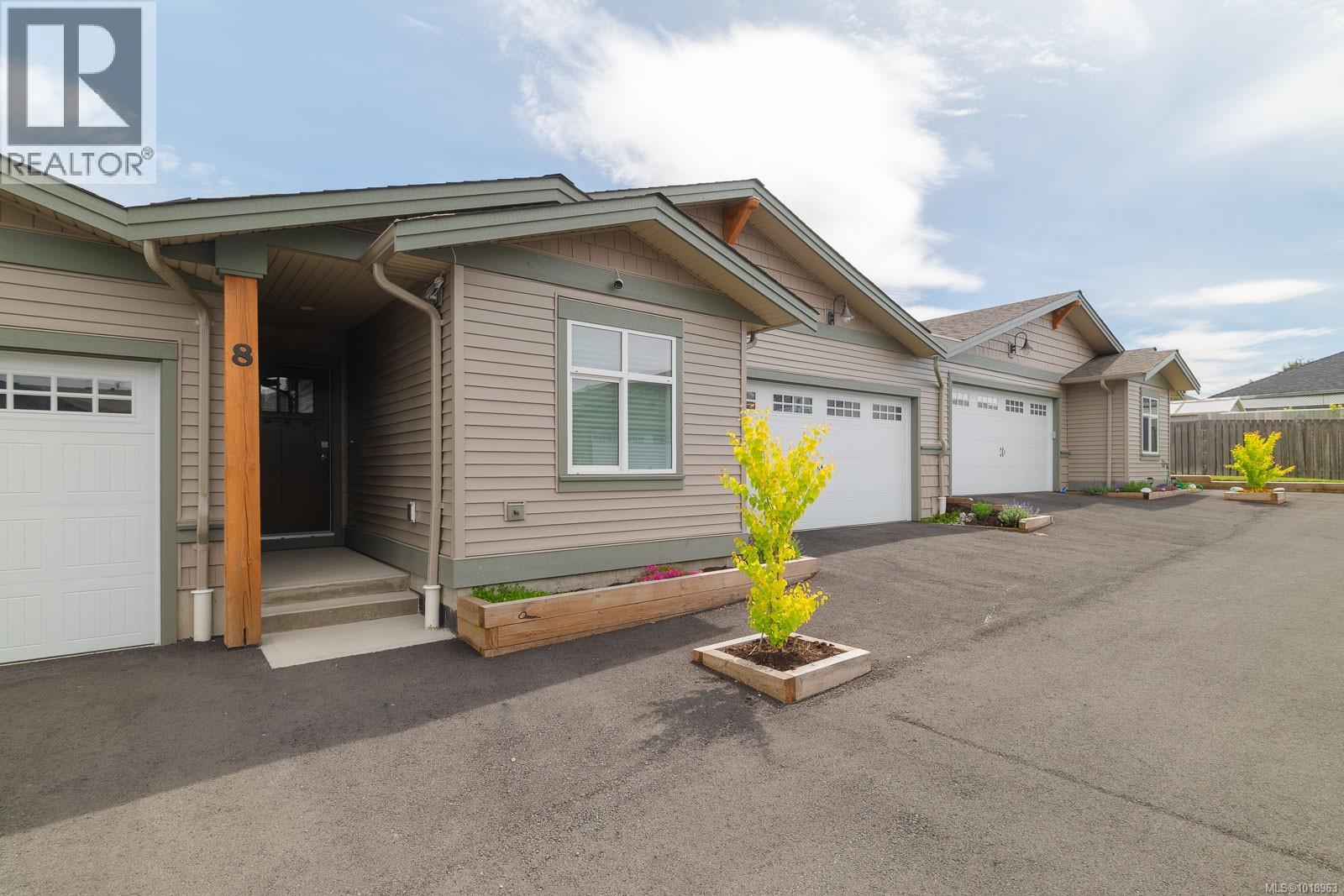 8 3774 12th Ave, Port Alberni