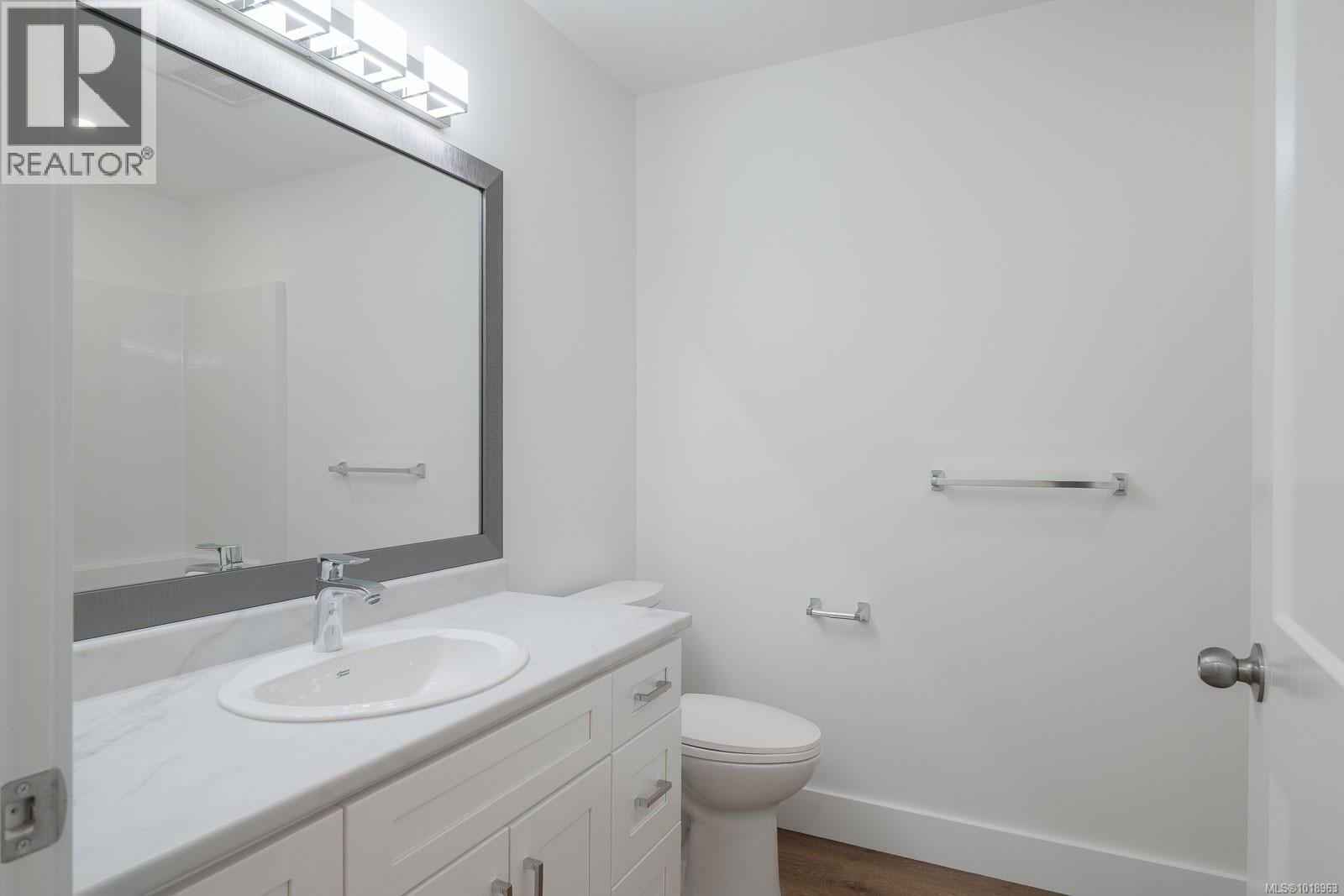 8 3774 12th Ave, Port Alberni