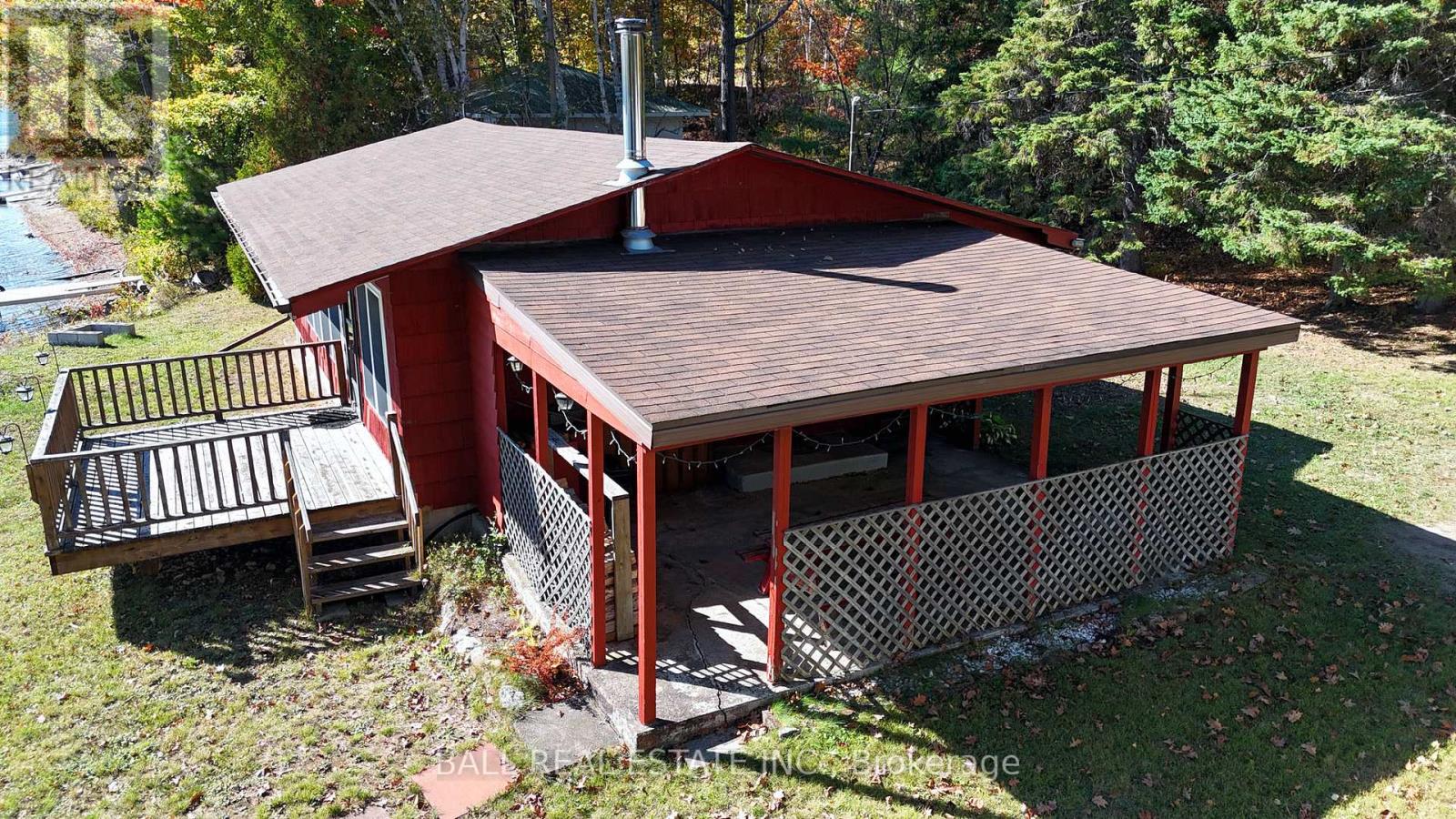 9 RUSSELL CRESCENT - 2