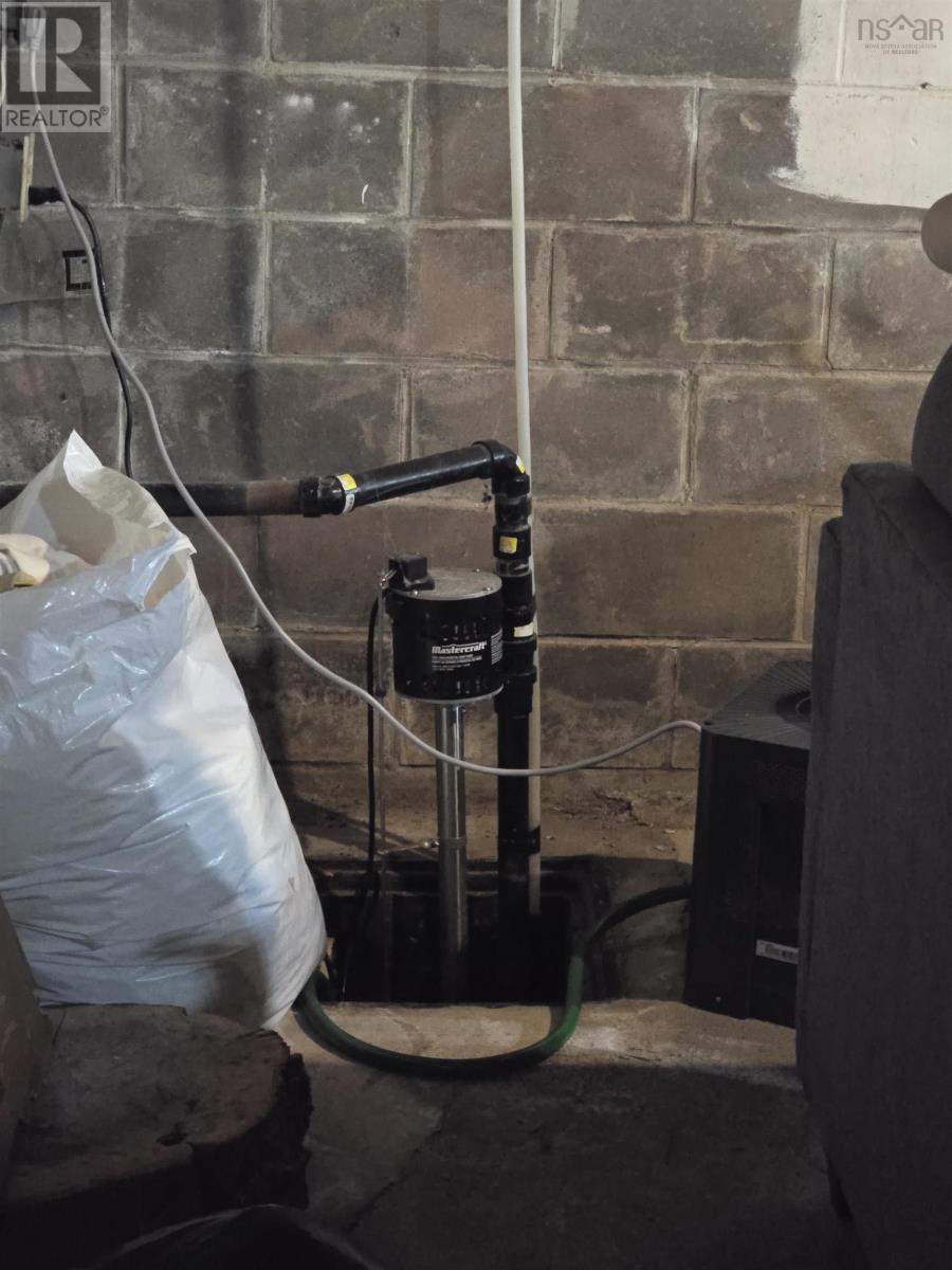 Property 25 of 35 of 19 River Road