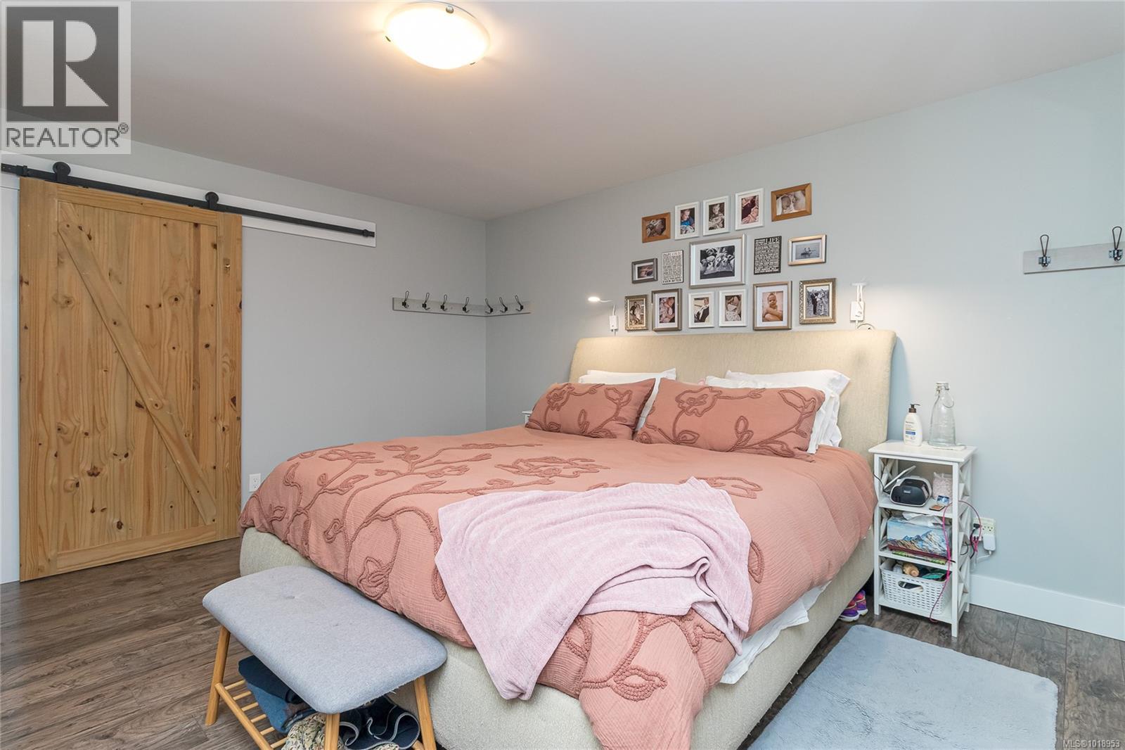 1597 Herd Rd, Duncan